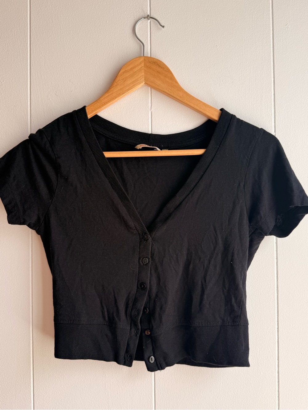 Black Short-Sleeve Button Front Crop Top
